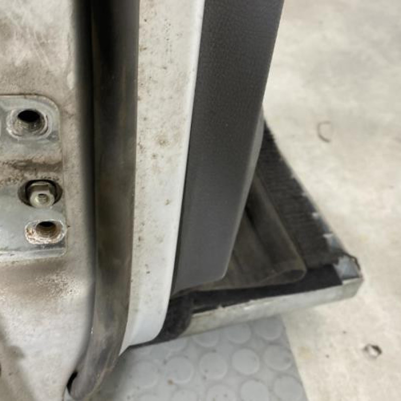 Porte arriere droit VOLKSWAGEN GOLF 5 Photo n°6