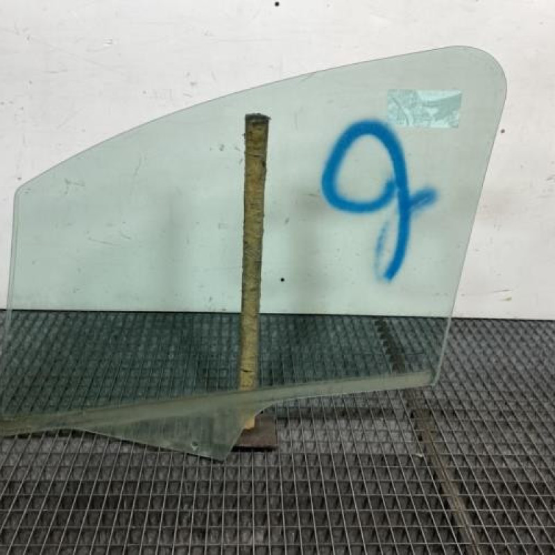 Vitre avant droit CITROEN C3 1 Photo n°6
