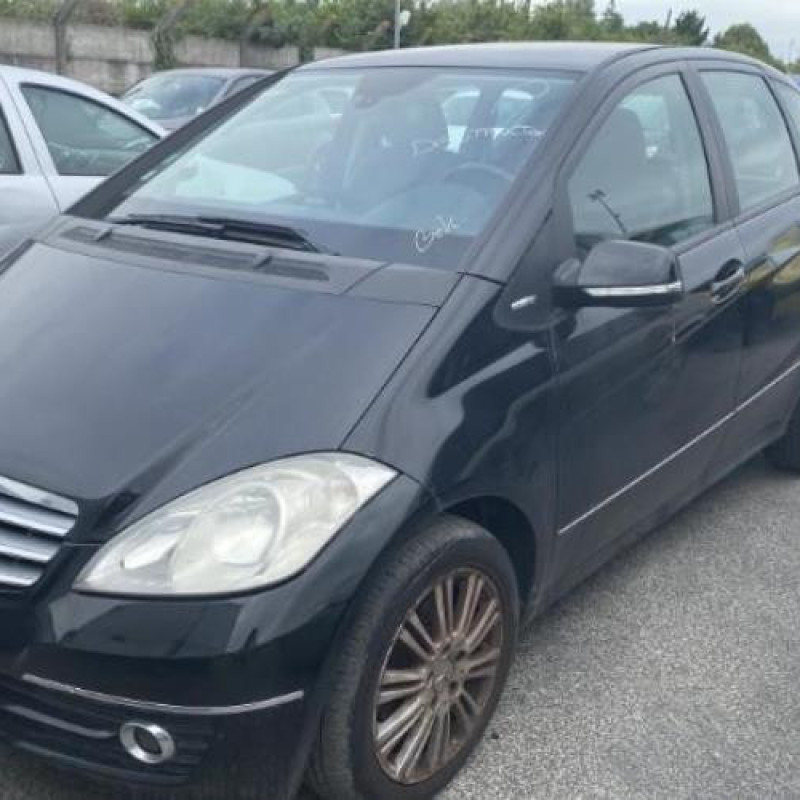 Feu arriere principal droit (feux) MERCEDES CLASSE A 169 Photo n°4