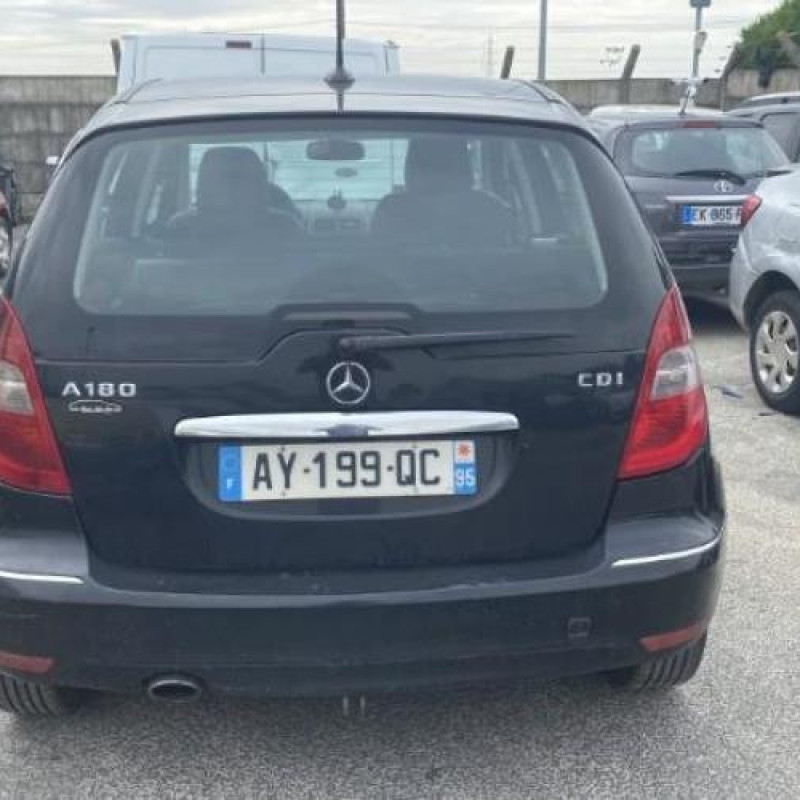 Feu arriere principal droit (feux) MERCEDES CLASSE A 169 Photo n°8