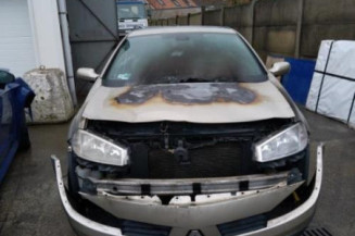 Pretensionneur de ceinture avant gauche RENAULT MEGANE 2