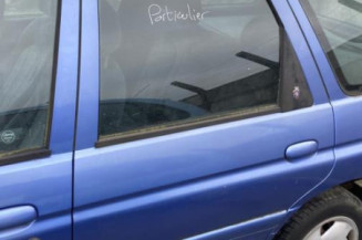Feu arriere principal gauche (feux) FORD ESCORT 6
