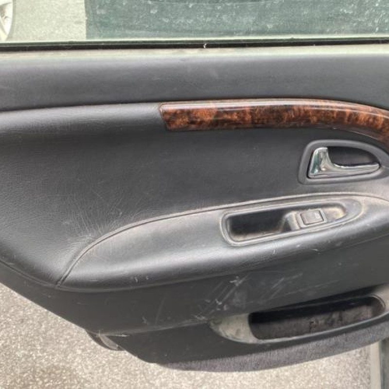Feu arriere principal droit (feux) VOLVO V 40 1 Photo n°19