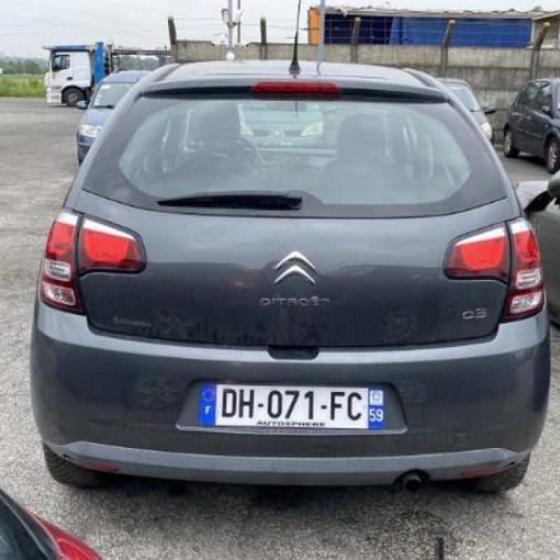 Feu arriere secondaire gauche (feux) CITROEN C3 2 Photo n°8