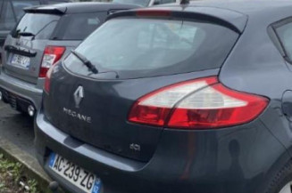 Pretensionneur de ceinture arriere gauche RENAULT MEGANE 3