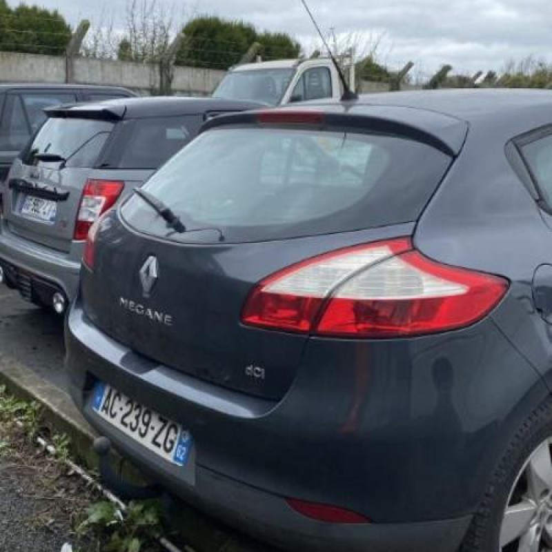 Ceinture arriere gauche RENAULT MEGANE 3 Photo n°5