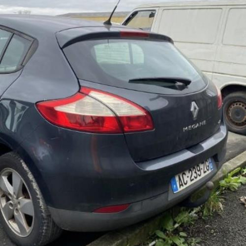Ceinture arriere gauche RENAULT MEGANE 3 Photo n°6
