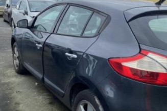 Pretensionneur de ceinture arriere gauche RENAULT MEGANE 3