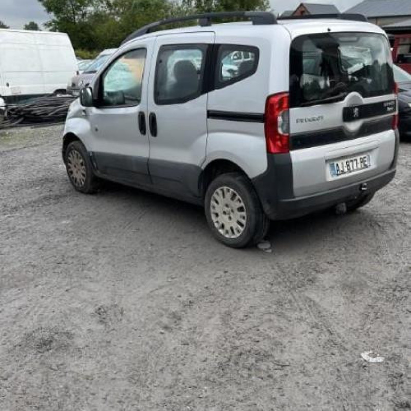 Air bag conducteur PEUGEOT BIPPER Photo n°4