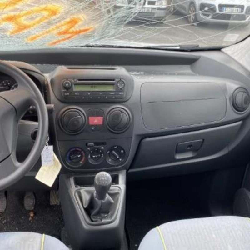 Air bag conducteur PEUGEOT BIPPER Photo n°18