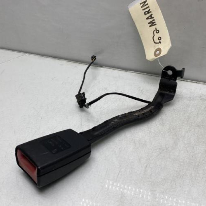 Attache ceinture avant droit VOLKSWAGEN GOLF 6 Photo n°3
