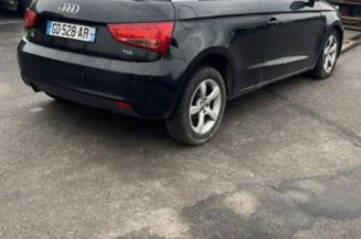 Poignee interieur avant gauche AUDI A1 1