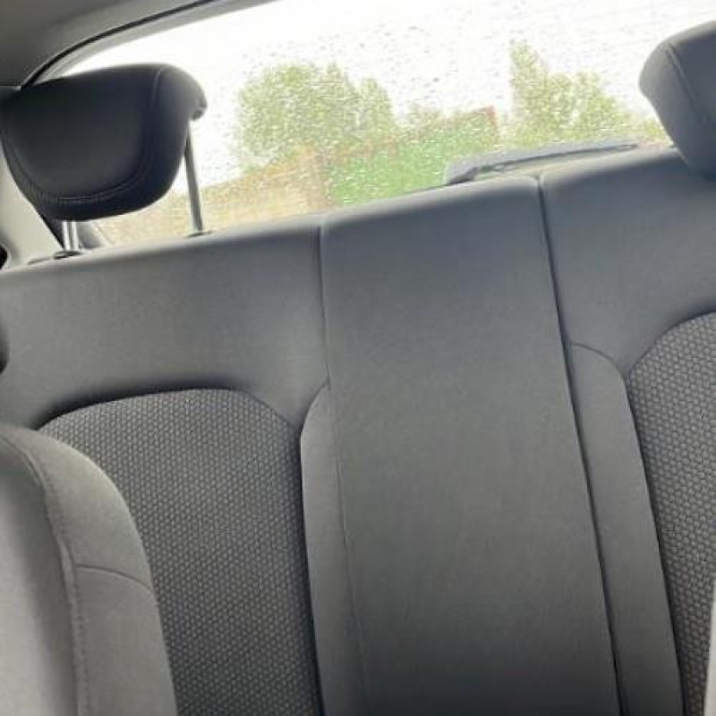 Poignee interieur avant gauche AUDI A1 1 Photo n°9