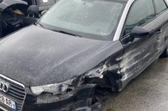Poignee interieur avant gauche AUDI A1 1