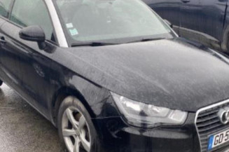 Poignee interieur avant gauche AUDI A1 1