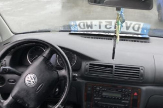 Vase d'expansion VOLKSWAGEN PASSAT 4