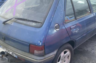 Leve vitre electrique avant droit PEUGEOT 205