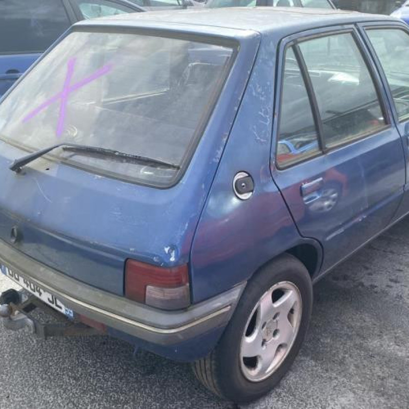 Leve vitre electrique avant droit PEUGEOT 205 Photo n°9
