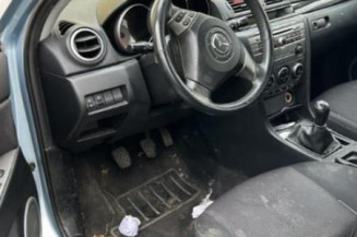 Ceinture arriere centrale MAZDA 3 1