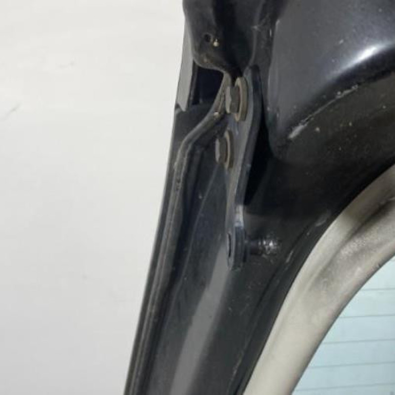 Malle/Hayon arriere FORD C-MAX 1 Photo n°6