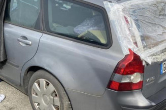 Serrure avant droit VOLVO V 50
