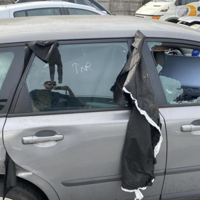 Serrure avant droit VOLVO V 50 Photo n°19