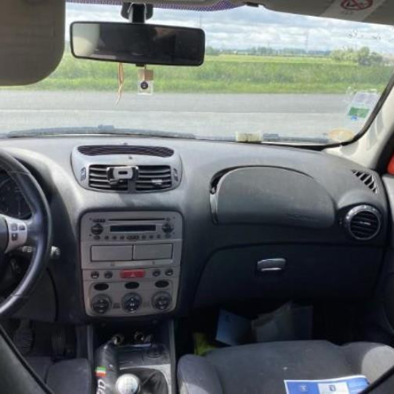 Retroviseur interieur ALFA ROMEO 147 Photo n°14