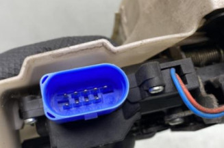 Serrure avant gauche VOLKSWAGEN GOLF 5