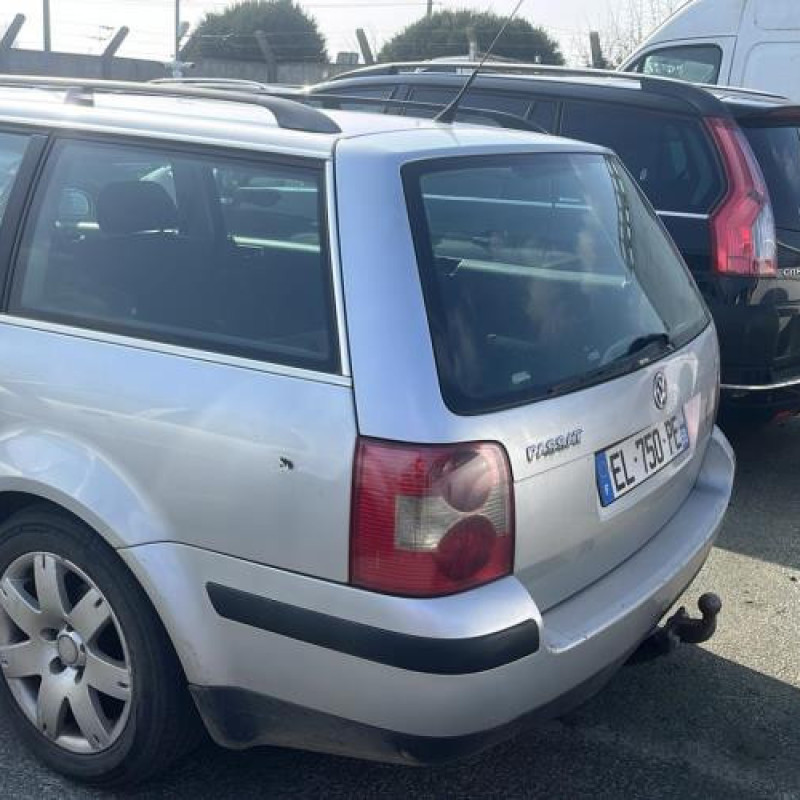 Serrure avant droit VOLKSWAGEN PASSAT 4 Photo n°9