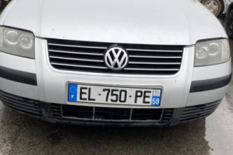 Serrure avant droit VOLKSWAGEN PASSAT 4