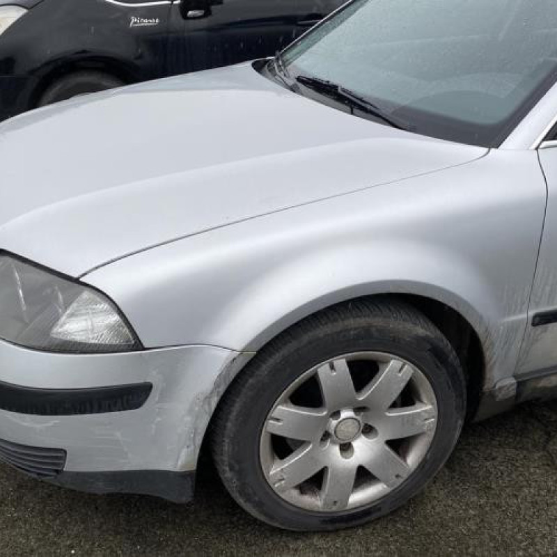 Serrure avant droit VOLKSWAGEN PASSAT 4 Photo n°19