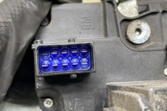 Serrure avant gauche OPEL CORSA C