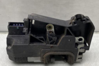 Serrure avant gauche OPEL CORSA C