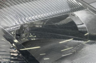 Optique avant principal droit (feux)(phare) FORD FIESTA 5