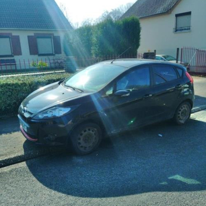 Ceinture arriere gauche FORD FIESTA 6 Photo n°3