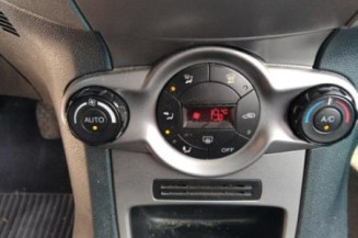 Ceinture arriere gauche FORD FIESTA 6