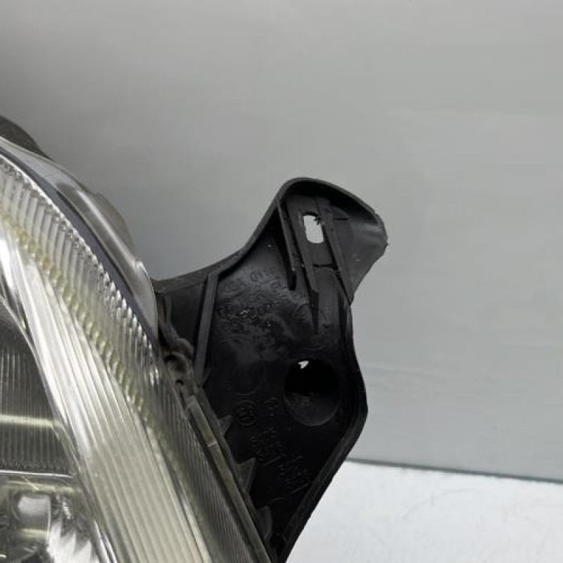 Optique avant principal droit (feux)(phare) OPEL MERIVA A Photo n°3