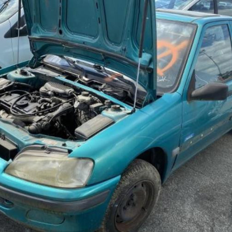 Vitre avant gauche PEUGEOT 106 Photo n°8