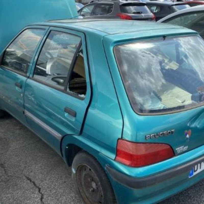 Vitre avant gauche PEUGEOT 106 Photo n°9