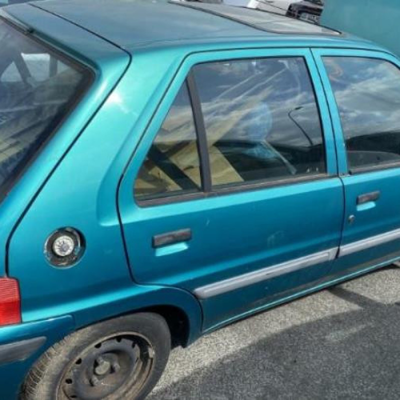 Vitre avant gauche PEUGEOT 106 Photo n°12
