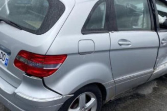 Porte arriere droit MERCEDES CLASSE B 245