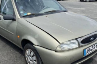 Moteur essuie glace arriere FORD FIESTA 4