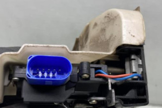 Serrure avant gauche VOLKSWAGEN GOLF 5