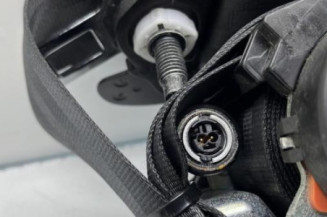 Pretensionneur de ceinture avant droit PEUGEOT 308 2