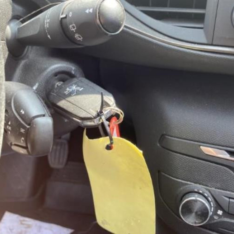 Pretensionneur de ceinture avant droit PEUGEOT 308 2 Photo n°14
