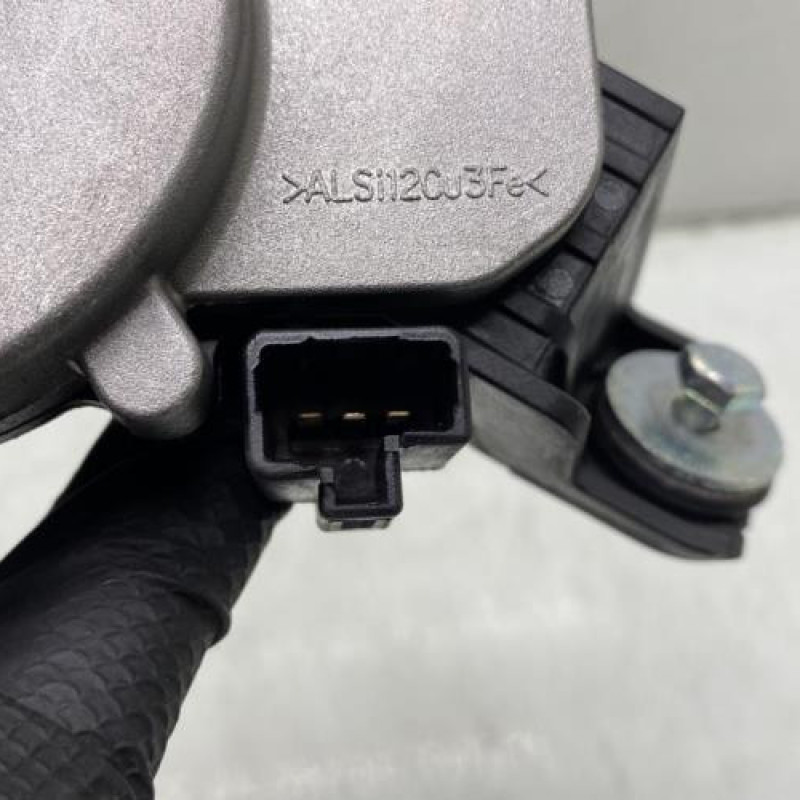 Moteur essuie glace arriere KIA PICANTO 3 Photo n°3