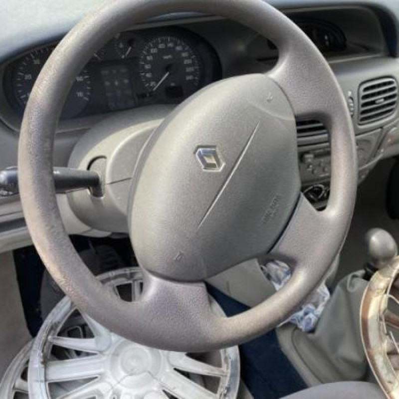 Moteur essuie glace arriere RENAULT SCENIC 1 Photo n°18