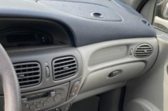Moteur essuie glace arriere RENAULT SCENIC 1