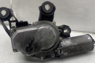 Moteur essuie glace arriere VOLKSWAGEN PASSAT 4
