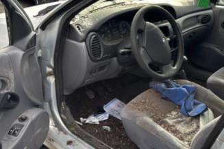 Moteur essuie glace arriere RENAULT MEGANE 1